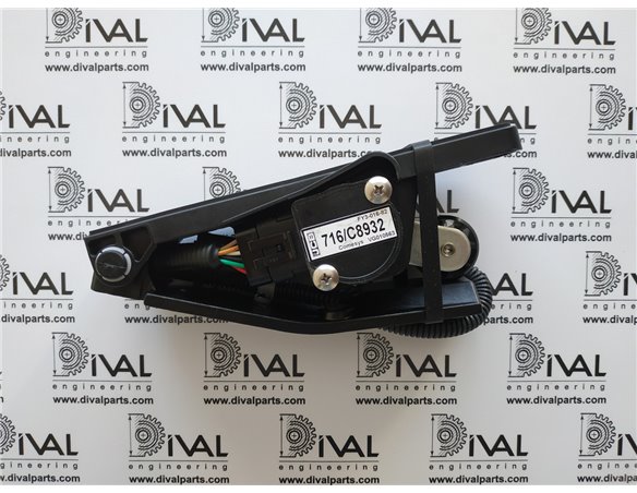 Педаль газа 716/D8420, 716/C8932 (педаль акселератора) для телескопического погрузчика JCB