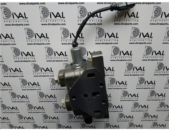 Секція 334/G9323, 400/V3797, 333/C1627 гідравлічного розподілювача для телескопічного навантажувача JCB