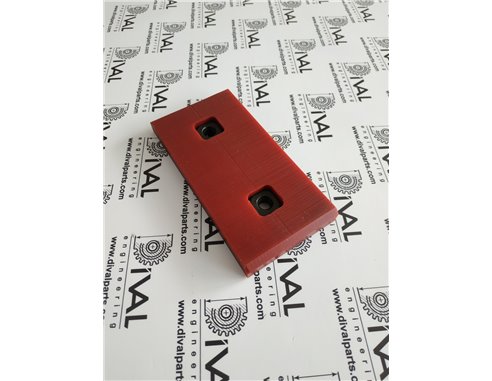 Пластина 160/00982, 160/00913, 331/29618 (направляющая) скольжения стрелы для телескопического погрузчика JCB