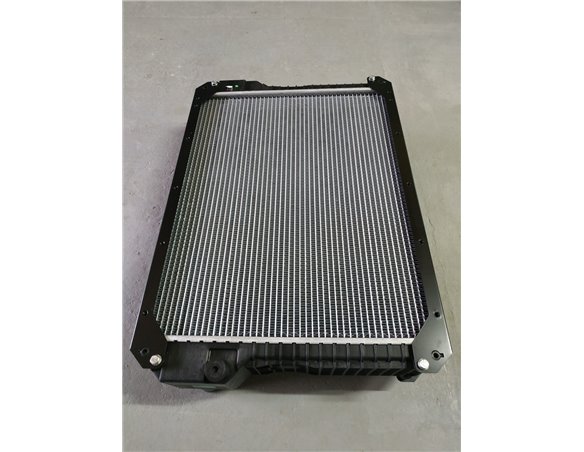 Радиатор 332/C5000 системы охлаждения двигателя Dieselmax для телескопического погрузчика JCB