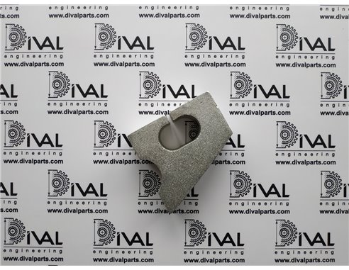 Пластина 401/G2857 фіксувальна (фіксатор) для екскаватора навантажувача JCB