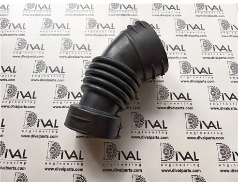 Патрубок 333/H2095 заливної горловини бака паливного для телескопічного навантажувача JCB